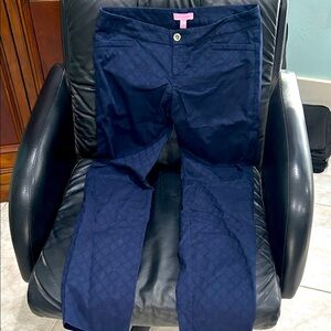 Lilly Pulitzer Kelly pants.    Size 6